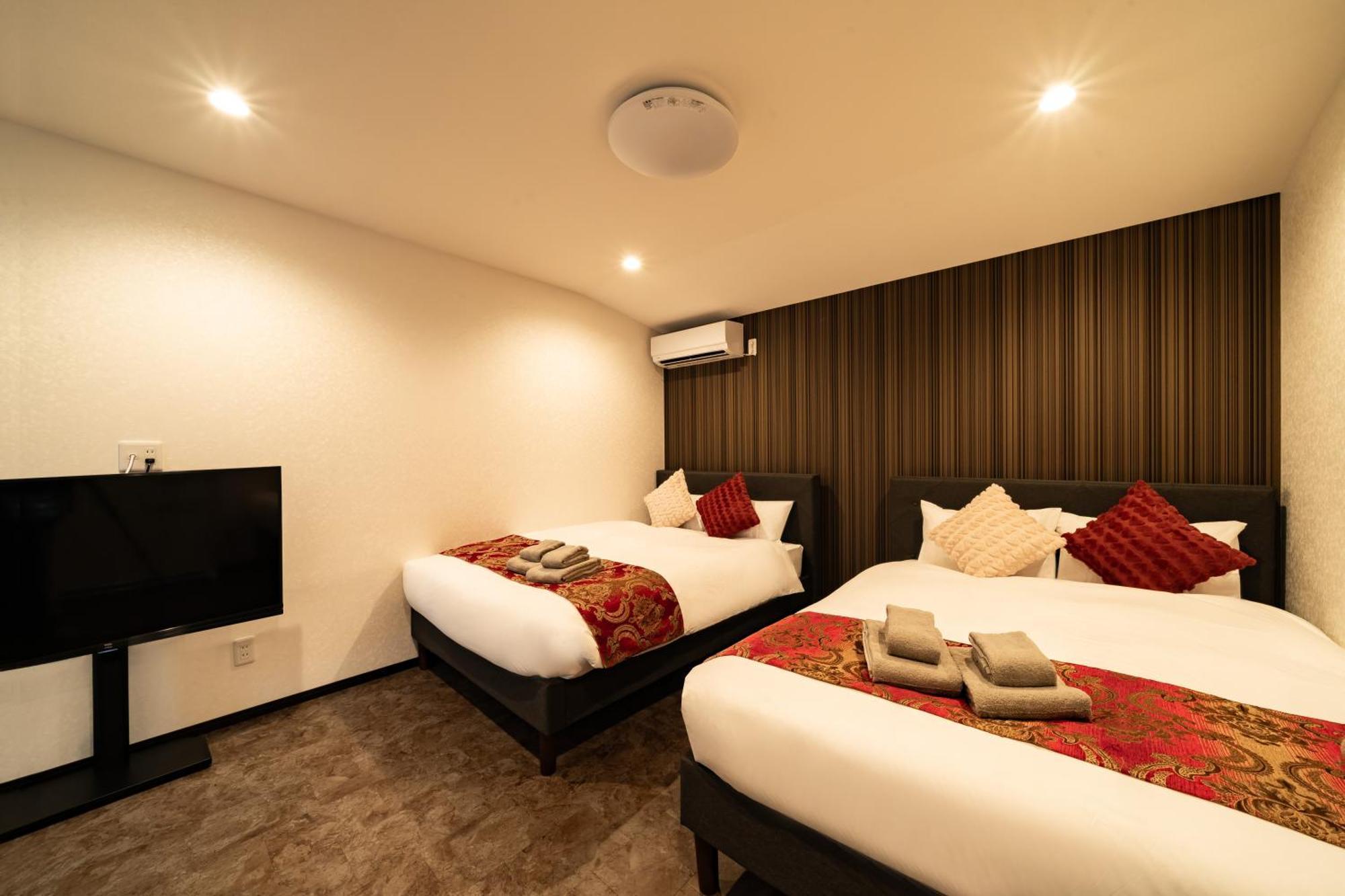 84-5, Shiomi 301, Entire For Rent *